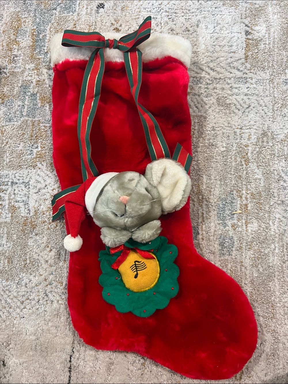 1989 Vintage Holiday Red Plush Kids Stocking with Mouse z29